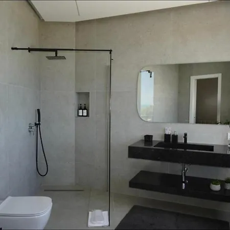 A Perfect Place To Sit Quietly Apartment *